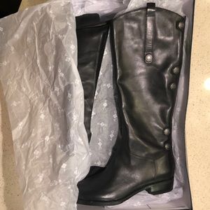 ARTURO CHIANG BOOTS